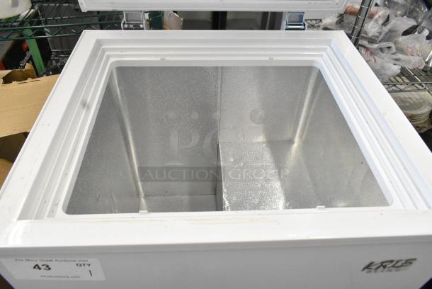 Krib FLG-72Q-WHITE Chest Freezer. 110-120 Volts, 1 Phase. Tested and Working! - Image 3 of 6