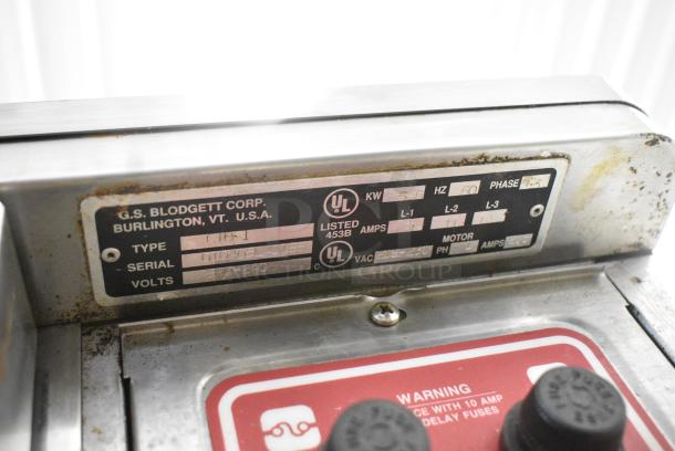 Blodgett CTB-1 Stainless Steel Commercial Electric Powered Half Size Convection Oven w/ View Through Door, Metal Oven Racks and Thermostatic Controls. 220-240 Volts, 1 Phase. - Image 7 of 7