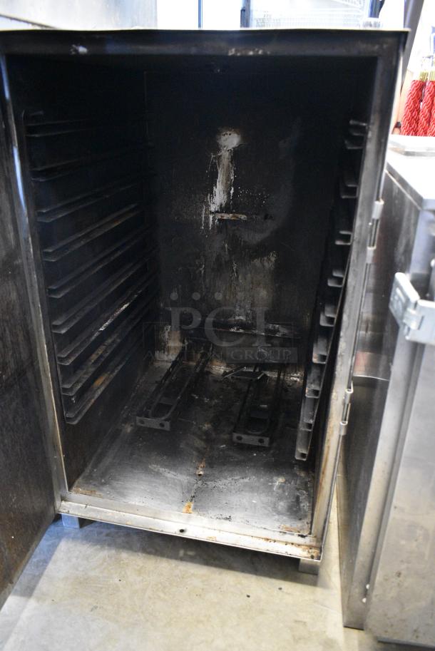 Smokin Tex 1500-2 Metal Electric Powered Smoker. 120 Volts, 1 Phase. Tested and Powers On But Does Not Get Warm - Image 2 of 5