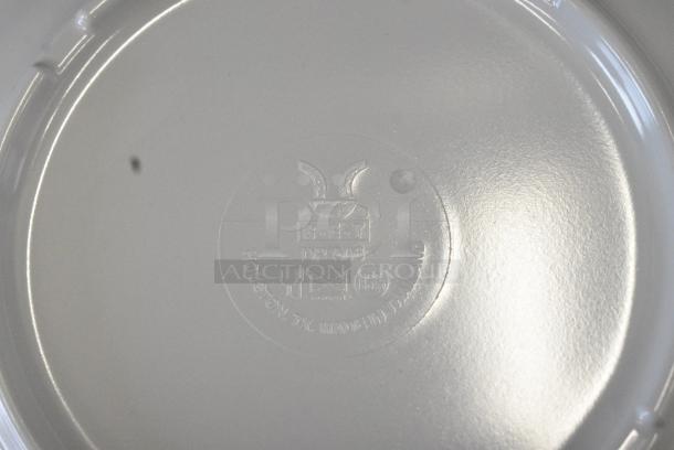 BRAND NEW SCRATCH AND DENT! Lot of 48 GET DP-506-W White 6 1/2" SuperMel Plate - Image 4 of 5