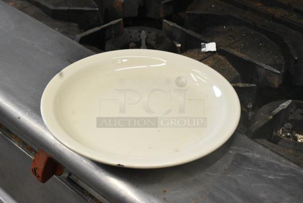 3 BRAND NEW SCRATCH AND DENT! Box of 4 Acopa White Ceramic Plates. 3 Times Your Bid! - Image 1 of 4