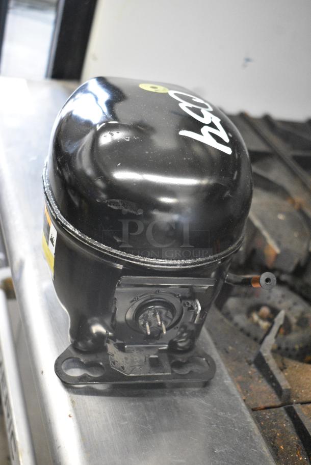 2 BRAND NEW SCRATCH AND DENT! Items Including Embraco NE5170Z Motor and Tecumseh AK169AR-A32-B4 Motor. 115 Volts, 1 Phase. 2 Times Your Bid! - Image 3 of 8