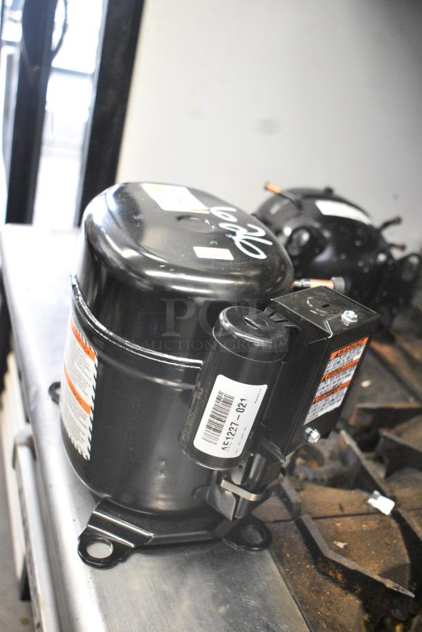 2 BRAND NEW SCRATCH AND DENT! Items Including Embraco NE5170Z Motor and Tecumseh AK169AR-A32-B4 Motor. 115 Volts, 1 Phase. 2 Times Your Bid! - Image 6 of 8