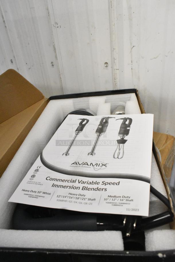 BRAND NEW SCRATCH AND DENT! AvaMix 928IBHD16 Blender Immersion 16" Stick. 120 Volts, 1 Phase. Tested and Working! - Image 4 of 6