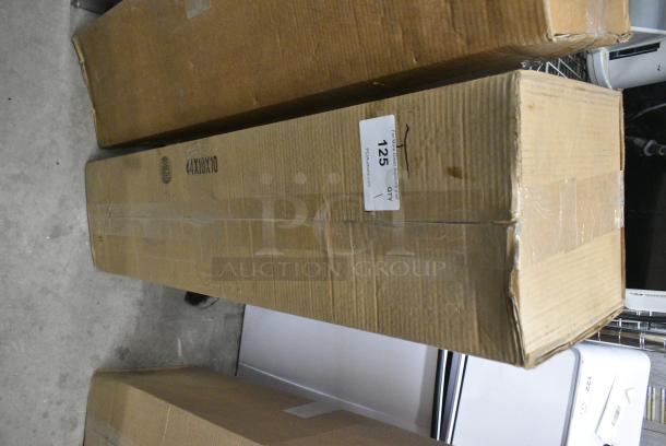 BRAND NEW SCRATCH AND DENT! Steelite International DW0499MBK Heat Lamp 18.0"W X 7.5"D X 16"H - Image 2 of 3