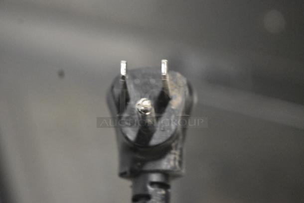 Hisense Mini Cooler. 115 Volts, 1 Phase. Tested and Working! - Image 5 of 5