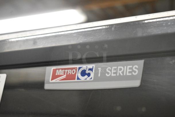 Metro C5 Metal Commercial Heated Holding Cabinet on Commercial Casters. 115 Volts, 1 Phase. Tested and Working! - Image 2 of 7