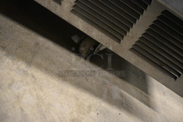 Delfield Stainless Steel Commercial Sandwich Salad Prep Table Bain Marie Mega Top on Commercial Casters. 115 Volts, 1 Phase. Tested and Working! - Image 7 of 14