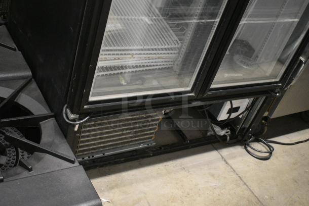 True GDM-35F-LD Metal Commercial 2 Door Reach In Freezer Merchandiser w/ Poly Coated Racks. 115 Volts, 1 Phase. Tested and Powers On But Does Not Get Cold - Image 2 of 6