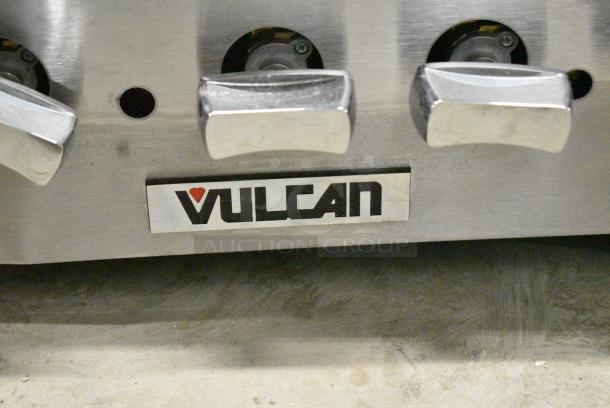 BRAND NEW SCRATCH AND DENT! Vulcan VSP200F-1 Stainless Steel Commercial Countertop Natural Gas Powered 2 Burner Range.  220,000 BTU. - Image 3 of 6
