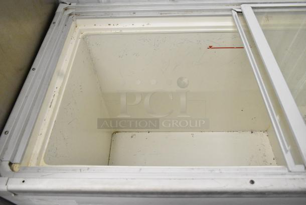 2016 Fricon Metal Chest Freezer Merchandiser on Commercial Casters. 115 Volts, 1 Phase. Cannot Test - Unit Trips Breaker - Image 3 of 8