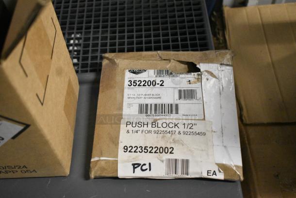 2 BRAND NEW SCRATCH AND DENT! Items Including 9223522002 Vollrath 352200-2 1/4" and 1/2" Push Block for InstaCut 5.1 Dicer or Slicer and Numatic Battery. 2 Times Your Bid! - Image 2 of 6