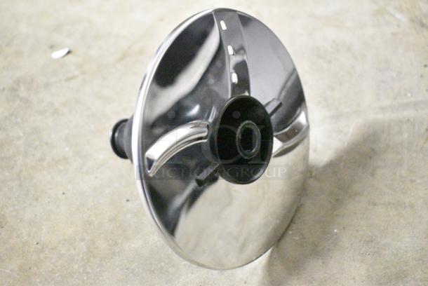 2 Items Including KitchenAid Immersion Blender and Food Processor Blade. 2 Times Your Bid! - Image 4 of 6