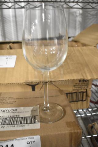 Box of 11 Libbey 7533 Wine Glasses