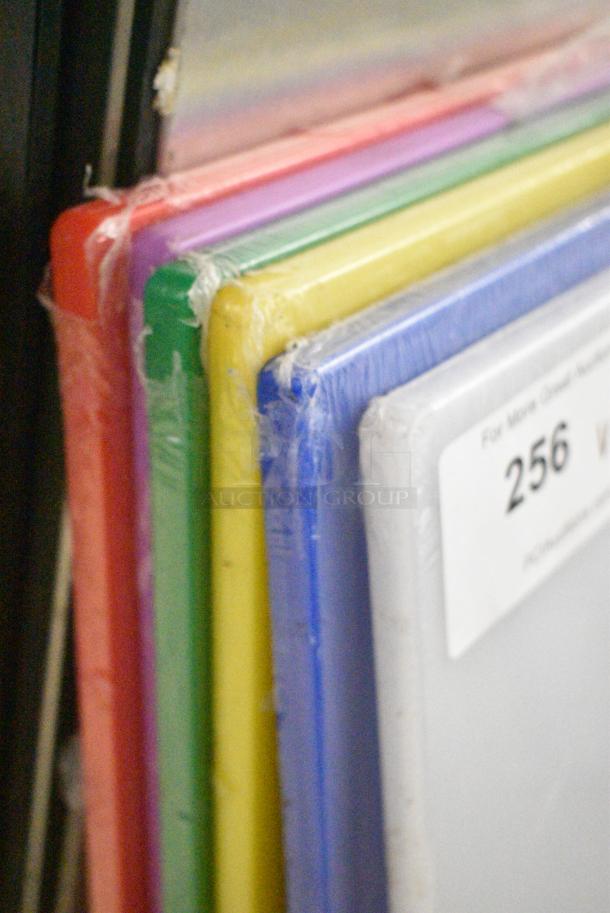 6 BRAND NEW SCRATCH AND DENT! Choice Cutting Boards Including 40724185WHT. 6 Times Your Bid! - Image 4 of 5