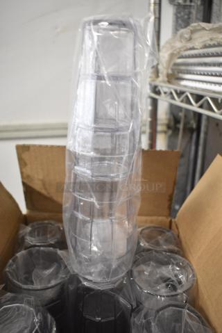 2 Boxes of 36 BRAND NEW SCRATCH AND DENT! Cambro LT12152 Laguna 12 oz. Clear Customizable SAN Plastic Tumbler. 2 Times Your Bid!