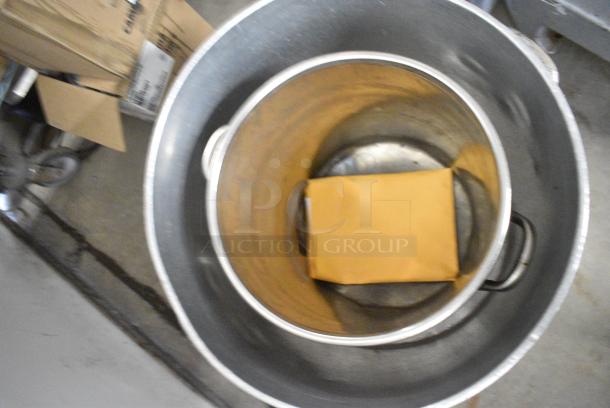 2 Various Metal Stock Pots. 2 Times Your Bid! - Image 3 of 3