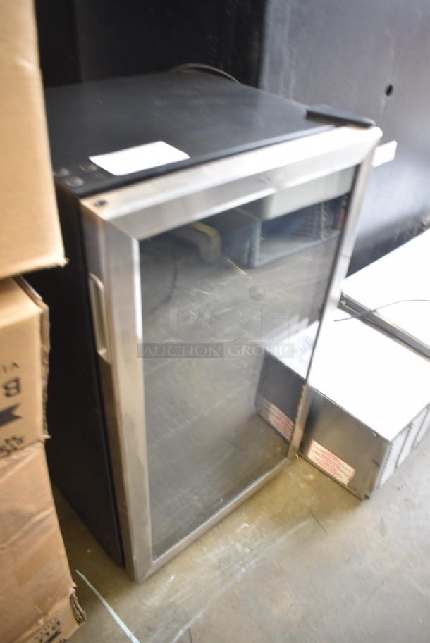 Home HME030065N Metal Mini Cooler Merchandiser. 115 Volts, 1 Phase. Tested and Working! - Image 2 of 6