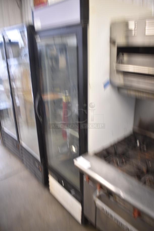 Maxx Cold MXM1-23RHC Metal Commercial Single Door Reach In Cooler Merchandiser w/ Poly Coated Racks. 115 Volts, 1 Phase. Tested and Working! - Image 3 of 6