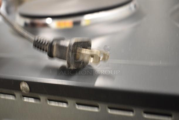 Avanti MKB42B Metal Countertop Electric Powered Toaster Oven. 120 Volts, 1 Phase. - Image 7 of 7