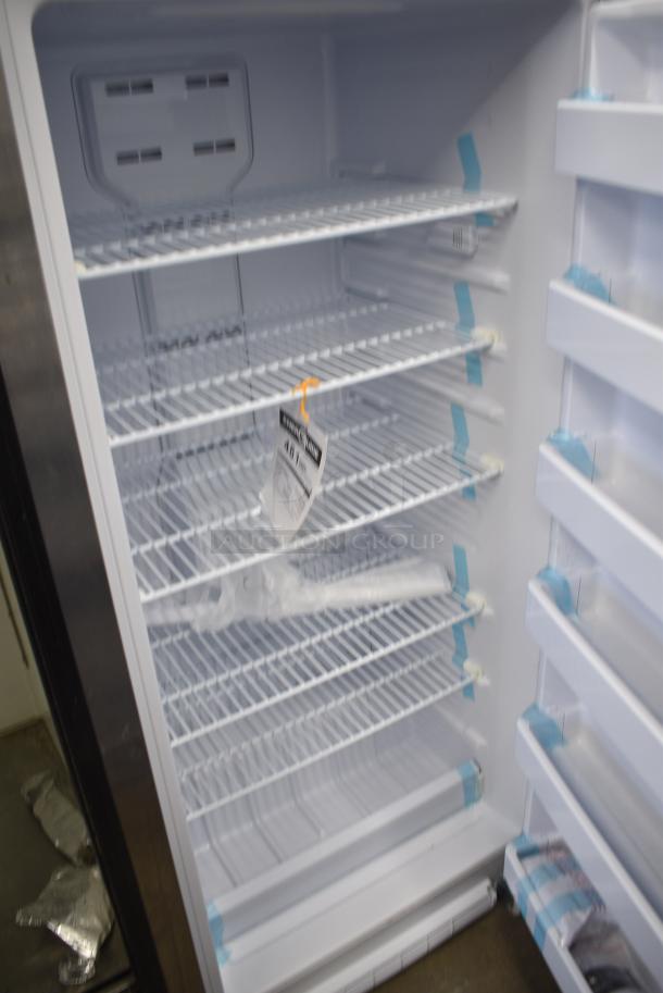 BRAND NEW SCRATCH AND DENT! Danby DUF167A4WDD Single Door Reach In Freezer. 115 Volts, 1 Phase. Tested and Working! - Image 3 of 10