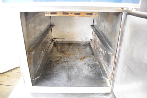 Alto Shaam 300-TH/III TOUCH Stainless Steel Commercial Countertop Heated Holding Cabinet. 120 Volts, 1 Phase. Tested and Working! - Image 4 of 7