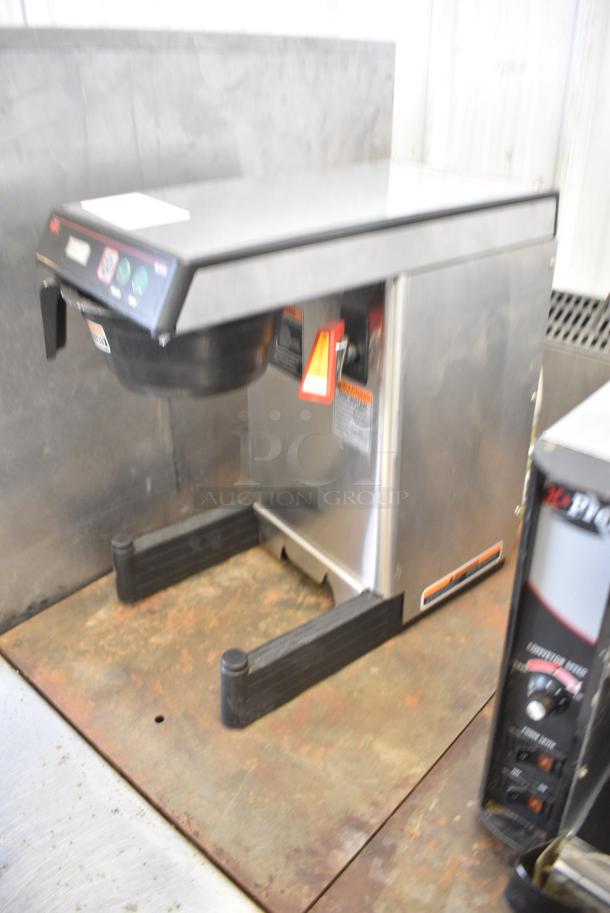 2017 Bunn WAVE15-APS Stainless Steel Commercial Countertop Coffee Machine w/ Poly Brew Basket. 120 Volts, 1 Phase. - Image 3 of 6