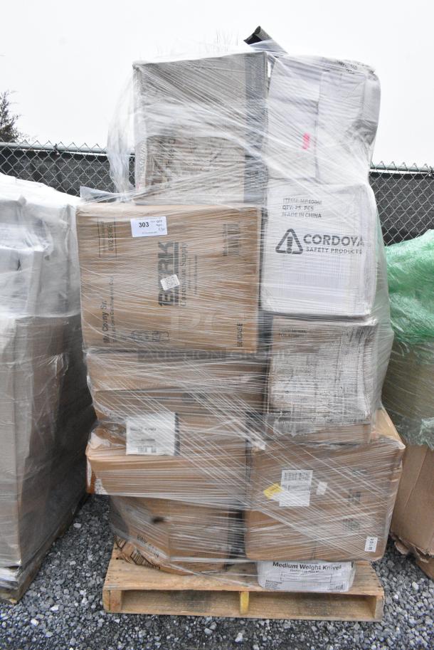 30 BRAND NEW! Boxes Including 130WKNIFEWP Choice 6 1/2" Individually Wrapped Medium Weight White Polypropylene Plastic Knife - 1000/Case, 347RSG1 Choice 1 oz. Clear Plastic Shot Glass - 2500/Case. 30 Times Your Bid! - Image 1 of 9