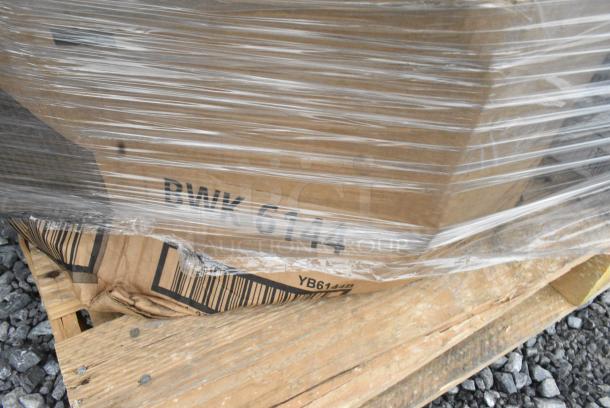 30 BRAND NEW! Boxes Including 130WKNIFEWP Choice 6 1/2" Individually Wrapped Medium Weight White Polypropylene Plastic Knife - 1000/Case, 347RSG1 Choice 1 oz. Clear Plastic Shot Glass - 2500/Case. 30 Times Your Bid! - Image 7 of 9