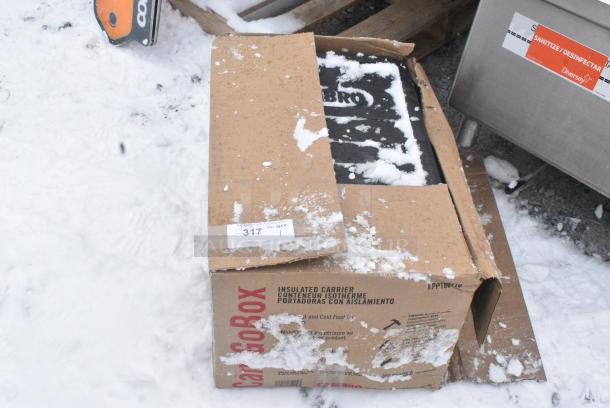 BRAND NEW IN BOX! Cambro EPP180116 Black Insulated Go Box. - Image 1 of 3