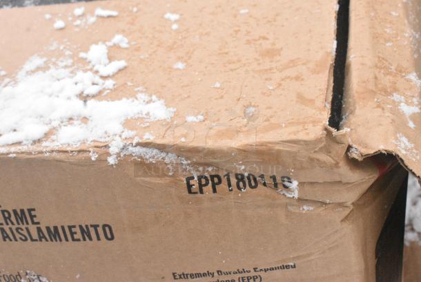 BRAND NEW IN BOX! Cambro EPP180116 Black Insulated Go Box. - Image 3 of 3