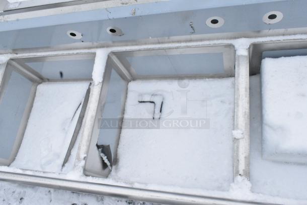 BRAND NEW SCRATCH AND DENT! Regency 600S32323224 Stainless Steel 3 Bay Sink w/ Dual Drain Boards. No Legs. - Image 5 of 8