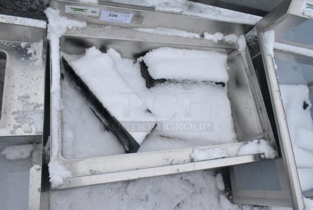BRAND NEW SCRATCH AND DENT! Regency 600IB2130C0 21" x 30" Underbar Ice Bin with 10 Circuit Post-Mix Cold Plate and Bottle Holders. No Legs. - Image 2 of 3