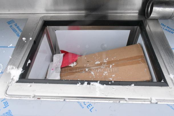 BRAND NEW SCRATCH AND DENT! Stainless Steel Portable Bar w/ Sink Bay on Commercial Casters. - Image 5 of 5