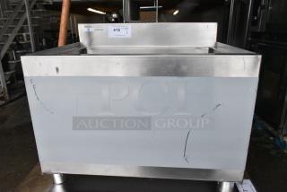 BRAND NEW SCRATCH AND DENT! Steelton 522UIB1824 18" x 24" Underbar Ice Bin with Bottle Holders - 77 lb.
