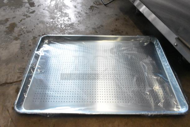 13 BRAND NEW SCRATCH AND DENT! Choice 407FULLPERF Full Size 19 Gauge 18" x 26" Wire in Rim Aluminum Perforated Bun / Sheet Pan. 13 Times Your Bid! - Image 2 of 5