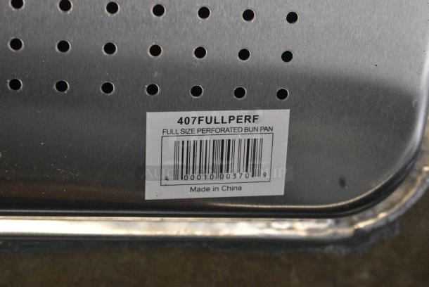 13 BRAND NEW SCRATCH AND DENT! Choice 407FULLPERF Full Size 19 Gauge 18" x 26" Wire in Rim Aluminum Perforated Bun / Sheet Pan. 13 Times Your Bid! - Image 5 of 5