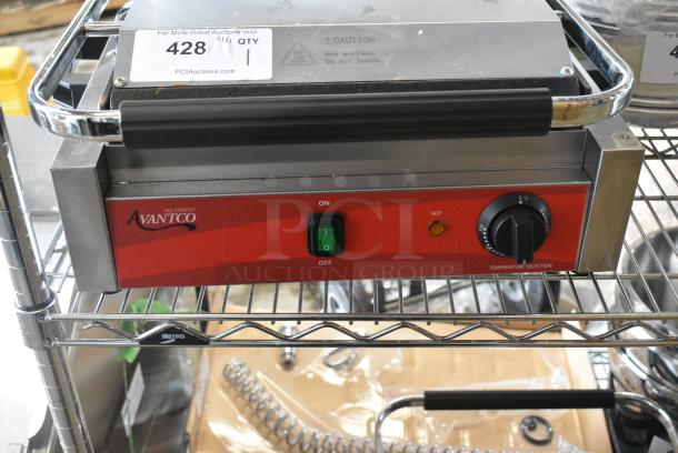 BRAND NEW SCRATCH AND DENT! 2024 Avantco PG200GS Commercial Panini Sandwich Grill with Grooved Top and Smooth Bottom Plates, and 13 3/8" x 8 3/4" Cooking Surface. 120 Volts, 1 Phase. Tested and Working! - Image 5 of 10