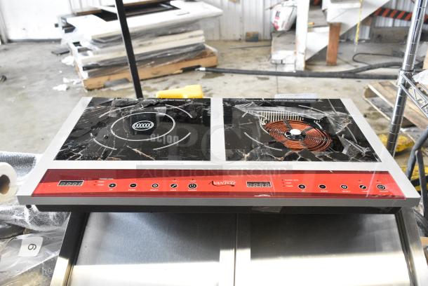 BRAND NEW SCRATCH AND DENT! 2024 Avantco 177IC18DB Double Countertop Induction Range / Cooker. See Pictures for Damage. 120 Volts, 1 Phase. - Image 1 of 7