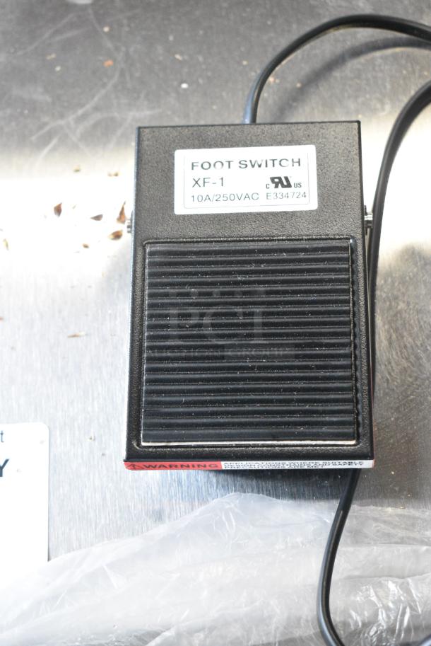 BRAND NEW SCRATCH AND DENT! Avantco 1A-SS101 177SSV2MOTOR Motor for Sausage Stuffers w/ Pedal. 120 Volts, 1 Phase. - Image 7 of 10