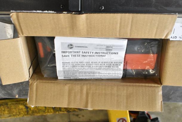 BRAND NEW SCRATCH AND DENT! Hoover CH90040 M-PWR 40V Li-Ion Battery for HushTone Cordless Vacuums - Image 3 of 6