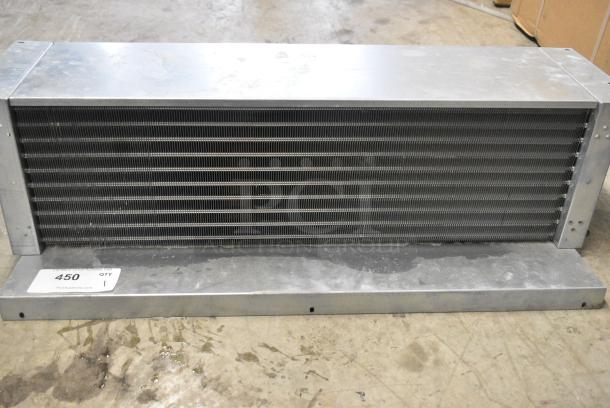 BRAND NEW SCRATCH AND DENT! RTS-468L Metal Condenser. - Image 2 of 6