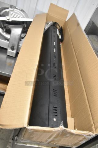 BRAND NEW SCRATCH AND DENT! Boltic 51BIH3000 Infrared Heater - 240 Volts.