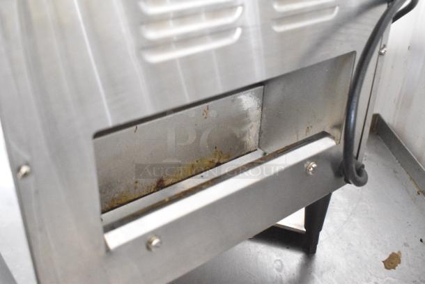 AvaToast 184T140 Stainless Steel Commercial Countertop Electric Conveyor Toaster Oven. 120 Volts, 1 Phase. Tested and Working! - Image 5 of 7