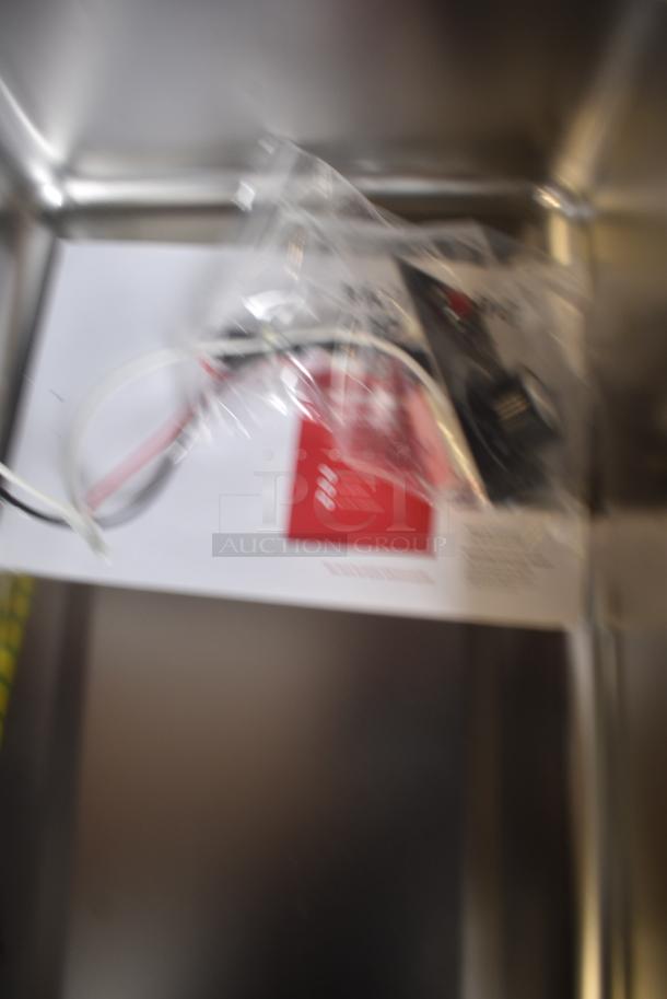 BRAND NEW SCRATCH AND DENT! 2024 Avantco 177BM12SA BM-12SA Bottom Mount Drop-In Full Size Hot Food Well with Square Inside Corners and Drain. 120 Volts, 1 Phase. - Image 3 of 4