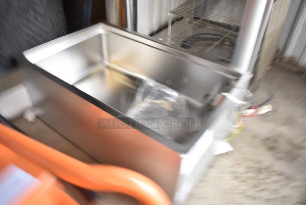 BRAND NEW SCRATCH AND DENT! 2024 Avantco 177BM12SA BM-12SA Bottom Mount Drop-In Full Size Hot Food Well with Square Inside Corners and Drain. 120 Volts, 1 Phase. - Image 2 of 4