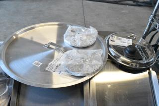 4 BRAND NEW SCRATCH AND DENT! Items Including 477PS6LID Stainless Steel Round Lid, 471SPC100 Choice 20 13/16" Aluminum Pot / Pan Cover. 4 Times Your Bid!