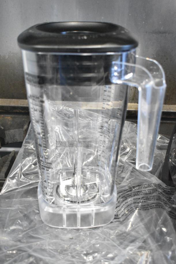 BRAND NEW SCRATCH AND DENT! Waring 929MX1000XT MX1000XTX Xtreme 3 1/2 hp Commercial Blender with Paddle Controls and 64 oz. Copolyester Container. 120 Volts, 1 Phase. - Image 7 of 10