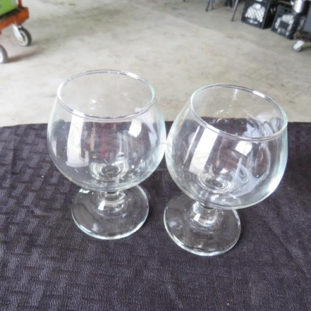 Stem Brandy Glass. 2XBID - Image 1 of 1