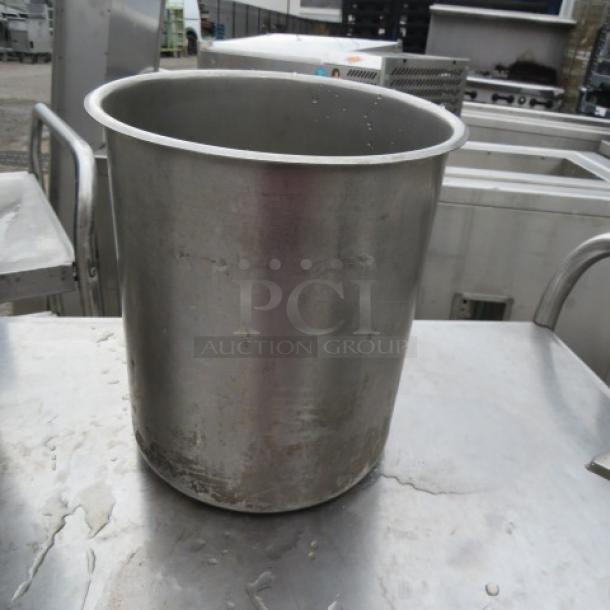 One 10X8.5 Stainless Steel Bain Marie. - Image 1 of 1